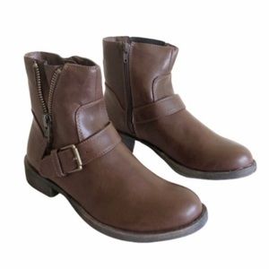 NIB SUGAR - Rustic Faux Leather Brown Ankle Boots